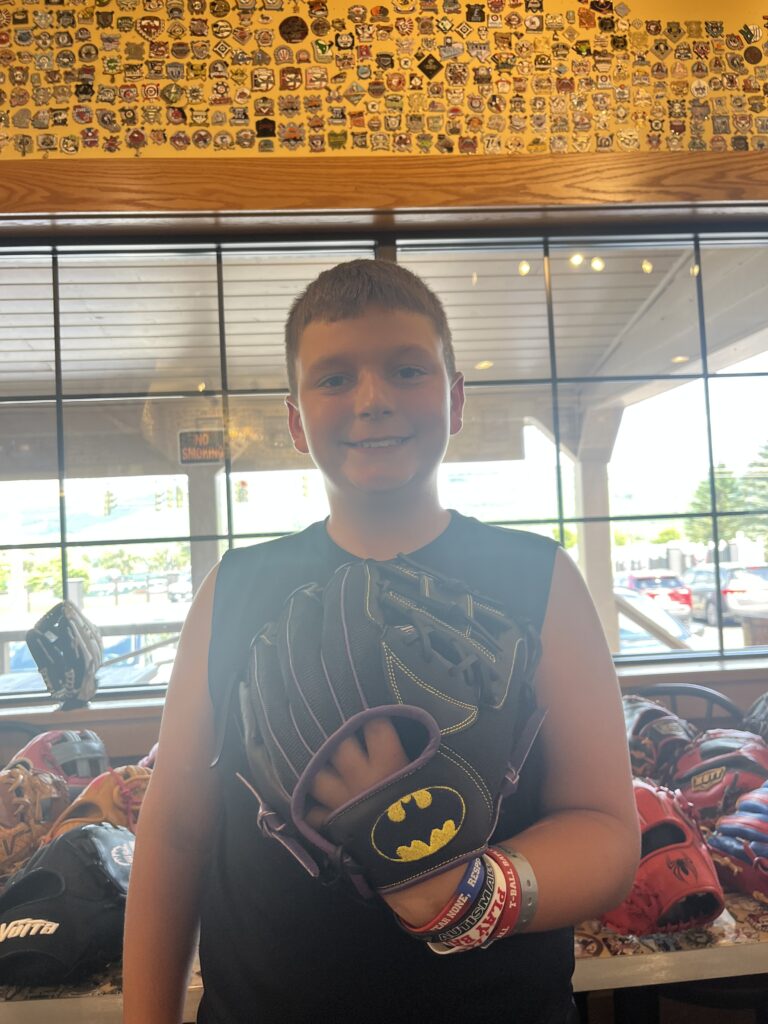 16CFE0A6-261E-4BB2-915E-3F19F6BDC072