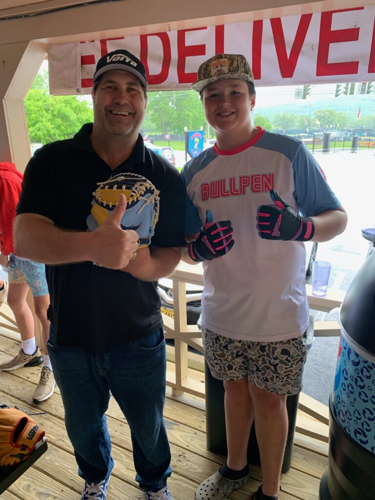 3FE869DB-4CD6-4379-A2BE-C3A5DFFBF868