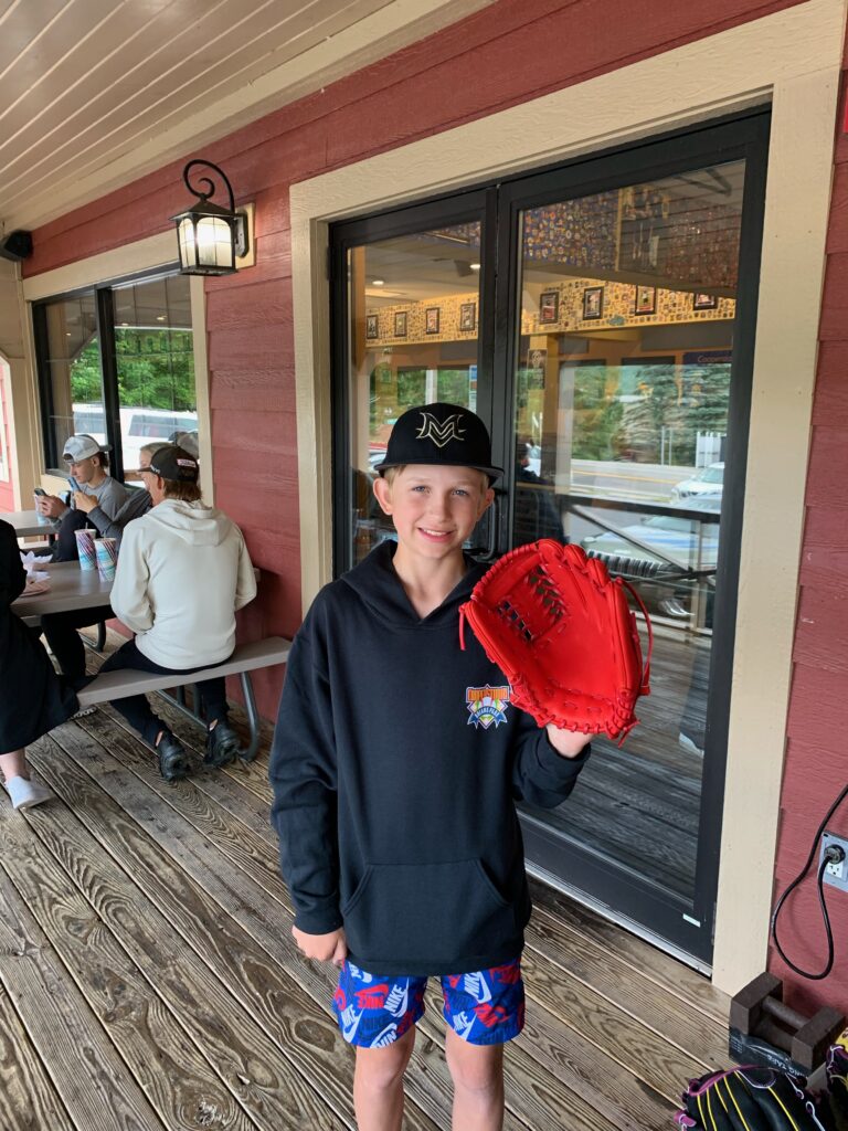 80AA0BB7-DA04-483A-B2D4-F4BD063934B4