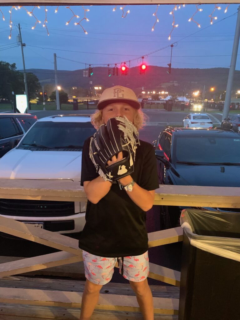 989CE4D3-6233-413F-B670-F0779E95FBDC