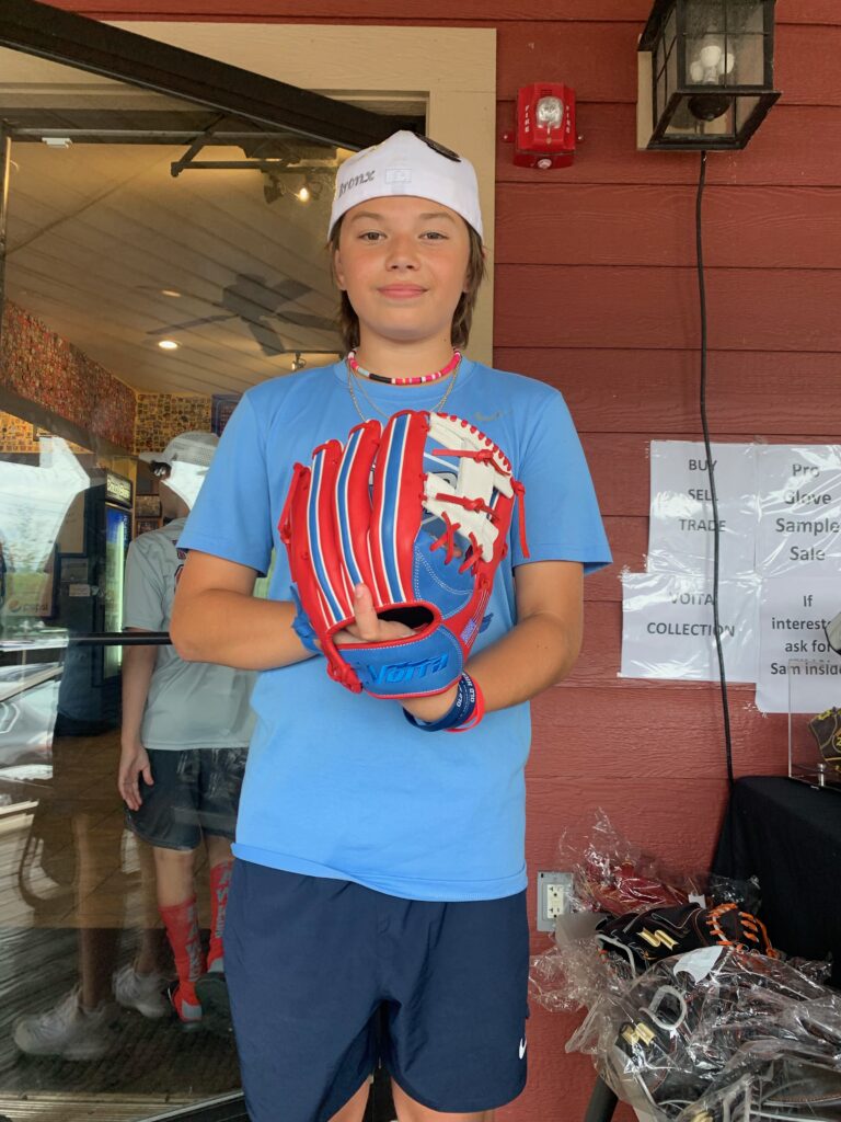 BDC53B55-799B-46E2-9708-B3A6B629B53A