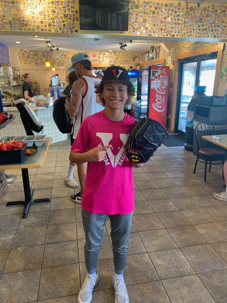 FF64233E-CC3B-476E-A514-B213FDB9570E